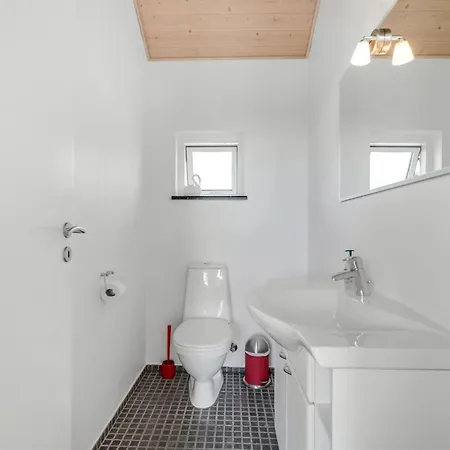 Eve - 700m From The Sea By Interhome Casa de Férias Hadsund